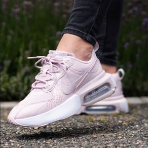 NEW Nike Air Max Verona Barely Rose